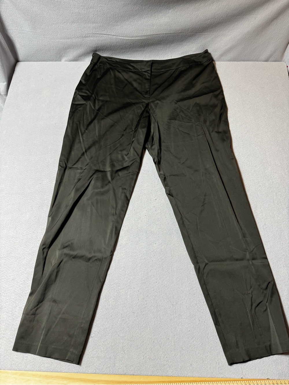 Eileen Fisher Straight-Leg Trousers in Dark Olive Size L